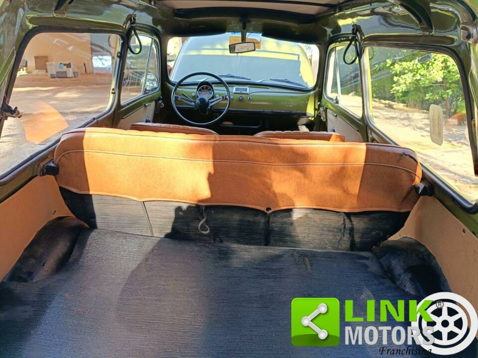 Immagine 7/10 di Autobianchi 500 Nuova Giardiniera (1974)