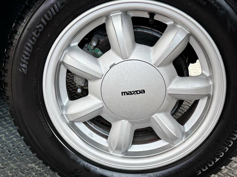Image 12/48 de Mazda MX-5 1.6 (1900)
