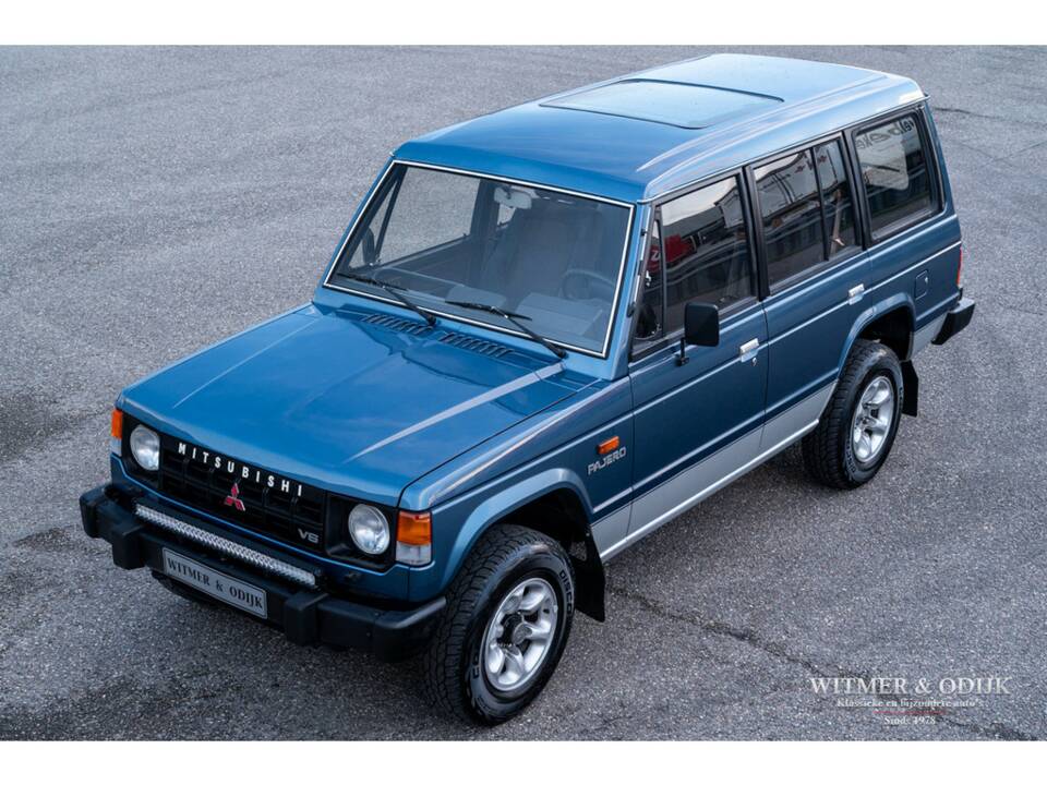 Immagine 2/28 di Mitsubishi Montero V6 (1990)