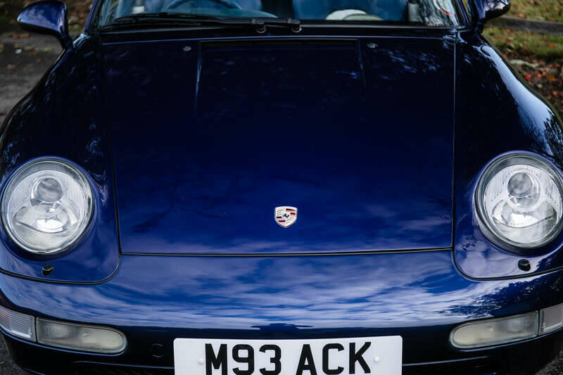 Image 34/41 of Porsche 911 Carrera (1995)