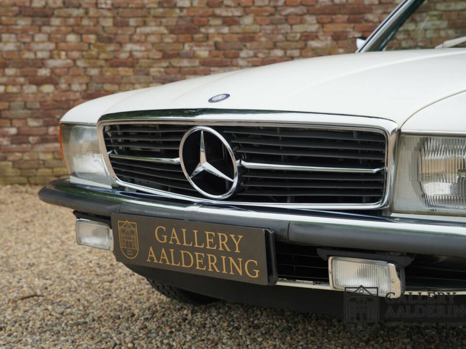 Image 21/50 of Mercedes-Benz 280 SL (1981)