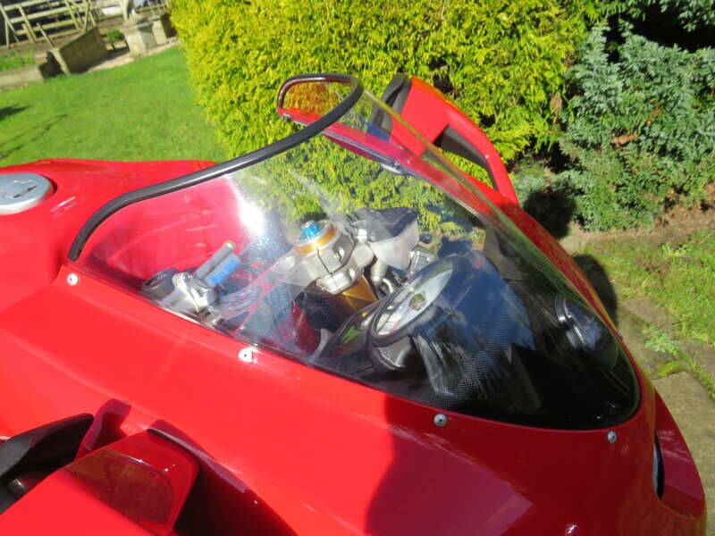 Bild 6/48 von Ducati 749 R (2005)