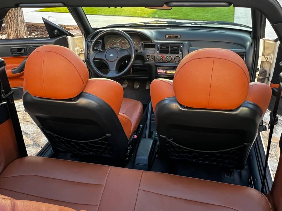 Afbeelding 22/23 van Ford Escort XR3i (1992)