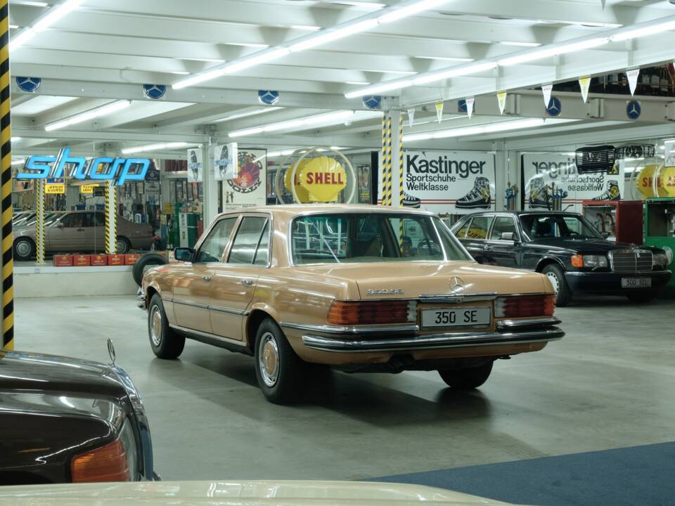 Image 8/50 de Mercedes-Benz 350 SE (1973)