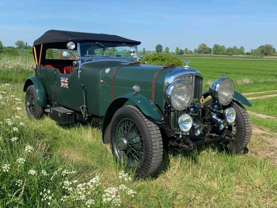 Image 8/8 of Bentley 3 1&#x2F;2 Liter Park Ward DHC (1935)