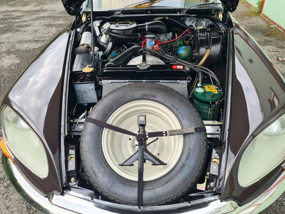 Image 8/13 de Citroën DS 21 Pallas (1969)