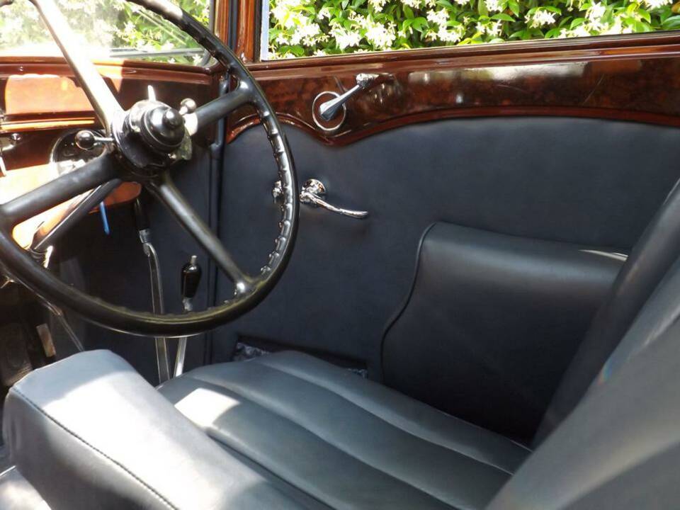 Image 17/50 of Rolls-Royce 20/25 HP Sport Saloon (1934)