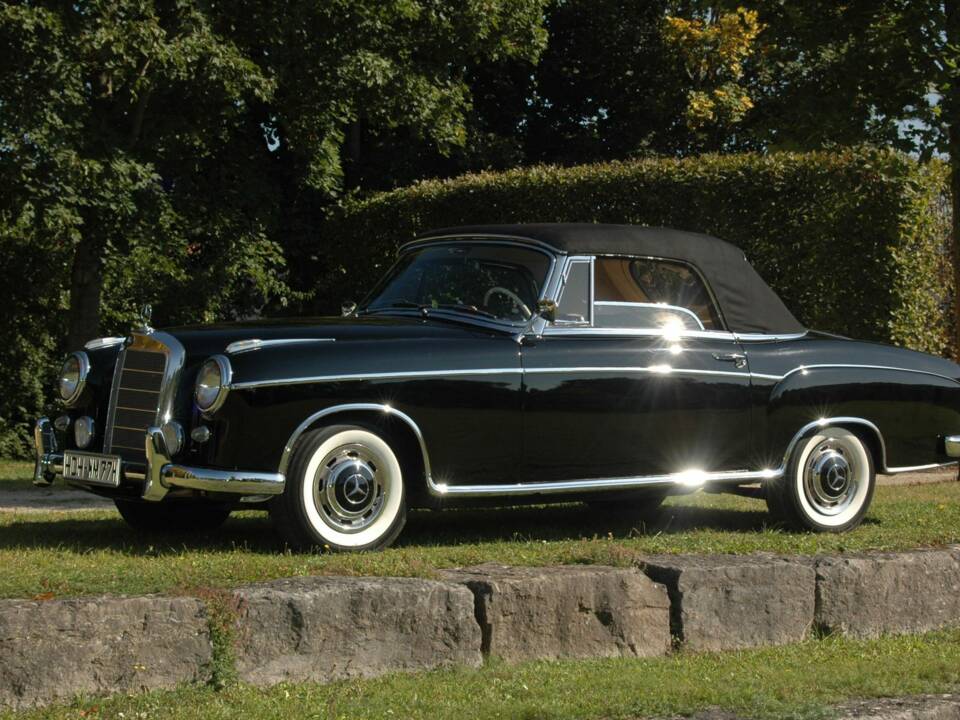 Bild 4/19 von Mercedes-Benz 220 SE Cabriolet (1960)