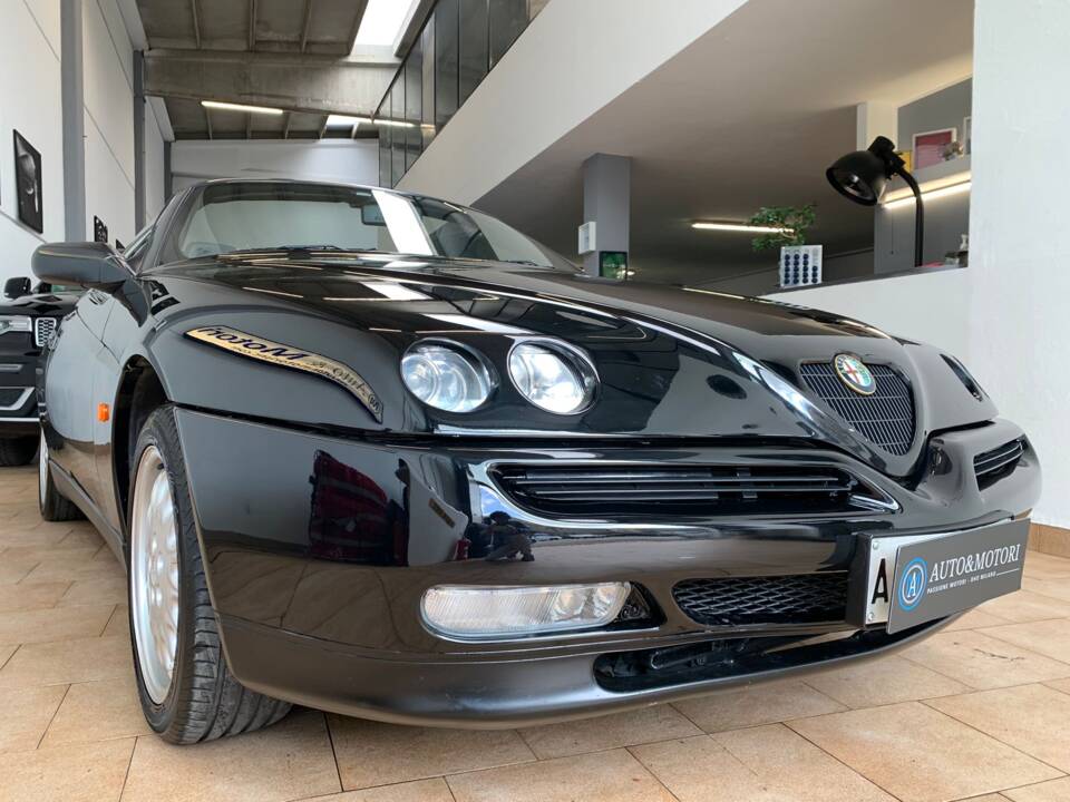 Imagen 4/26 de Alfa Romeo Spider 2.0 Twin Spark 16V (1995)