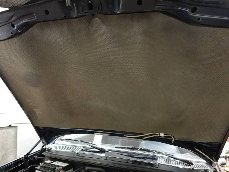 Bild 38/57 von Mercedes-Benz 230 CE (1980)