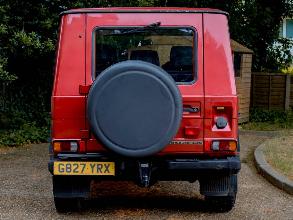 Immagine 7/29 di Mercedes-Benz 280 GE (SWB) (1990)