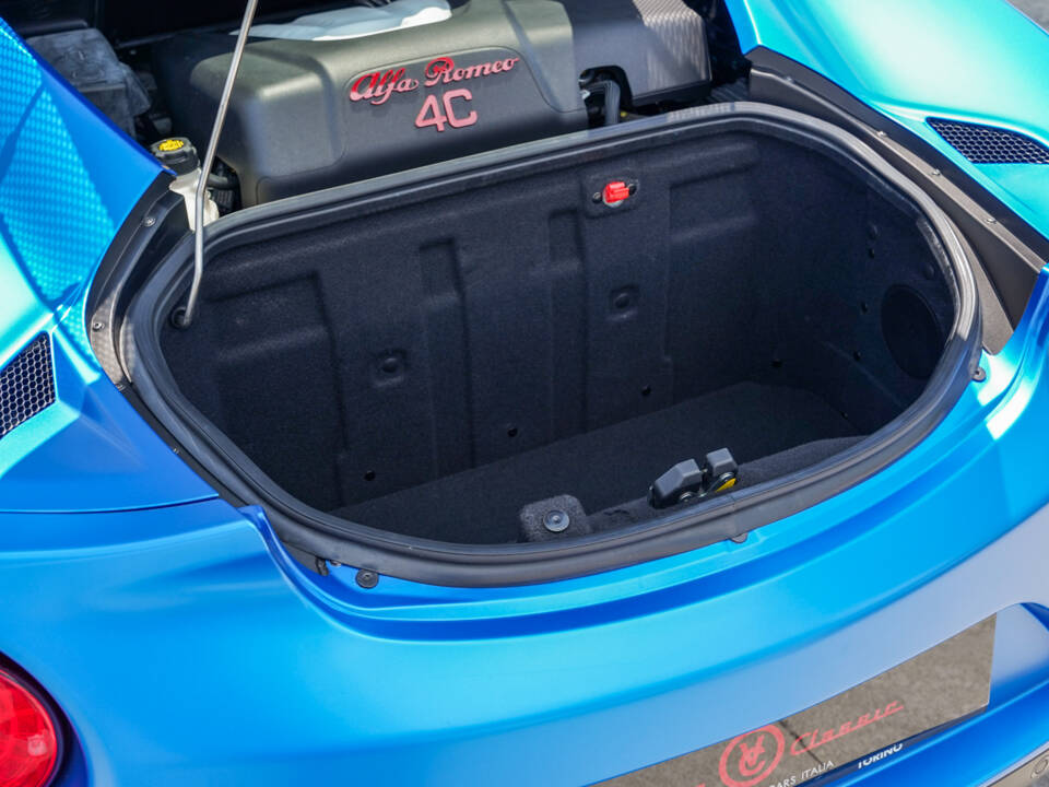 Afbeelding 50/53 van Alfa Romeo 4C (2016)