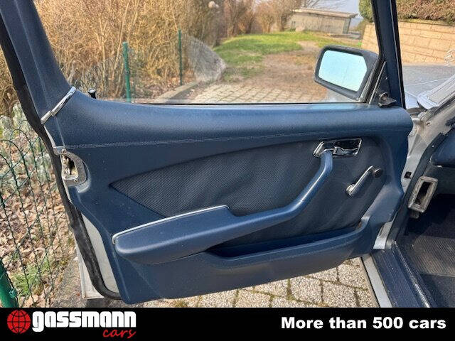 Image 13/15 of Mercedes-Benz 450 SE (1977)