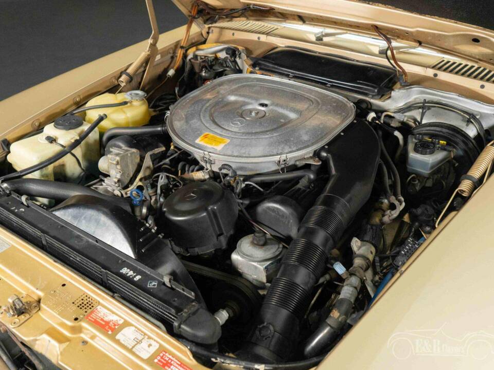 Image 7/19 of Mercedes-Benz 560 SL (1988)