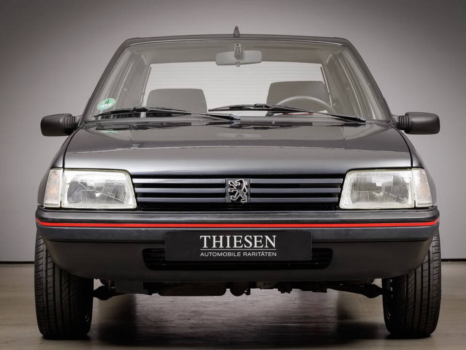 Imagen 5/28 de Peugeot 205 GTi 1.9 (1991)