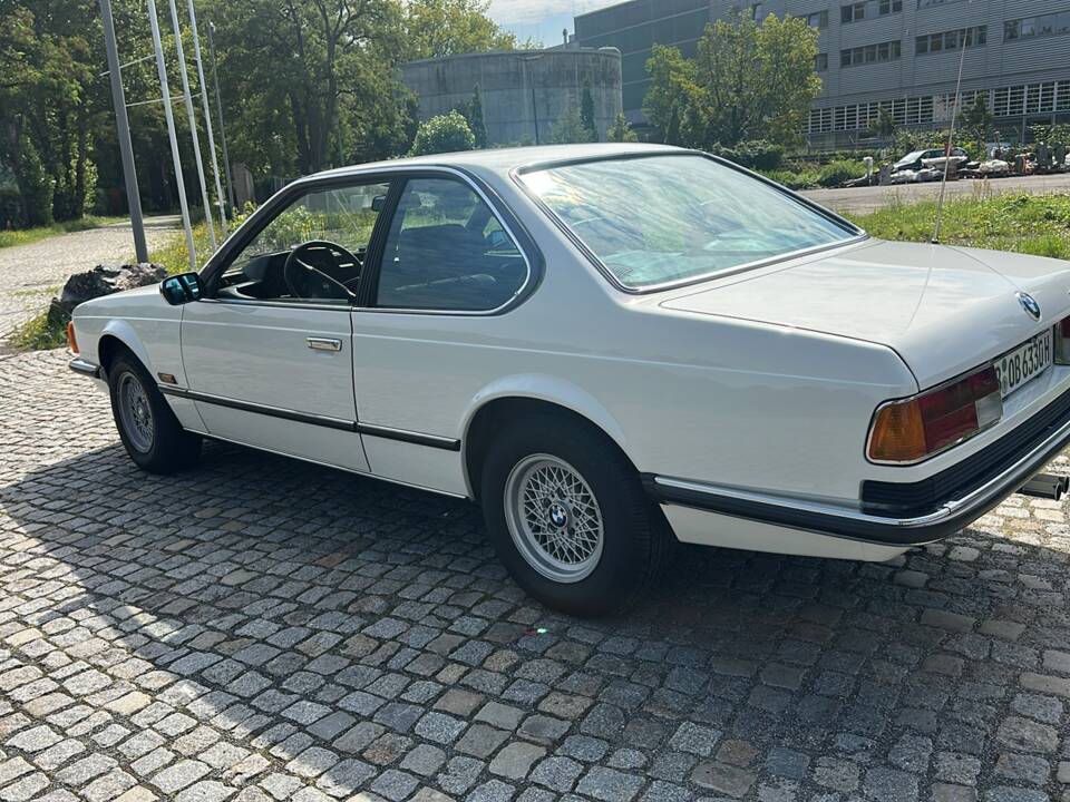 Bild 22/40 von BMW 633 CSi (1984)