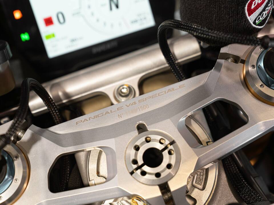 Immagine 27/45 di Ducati DUMMY (2019)