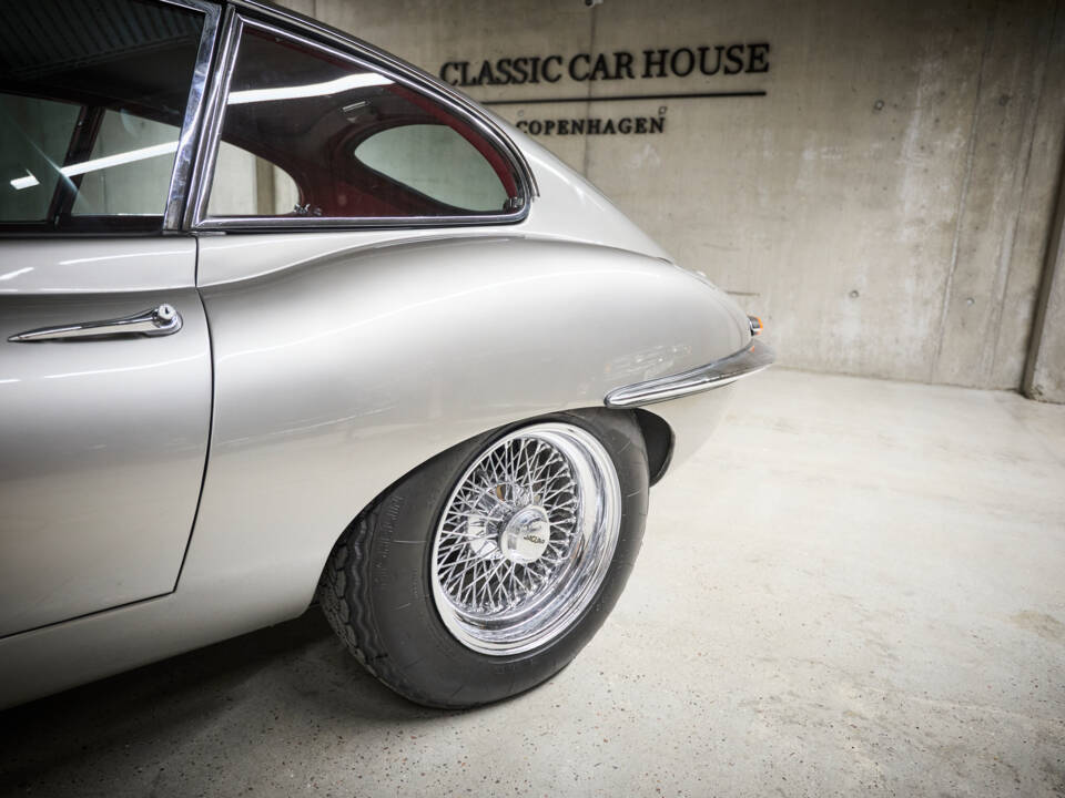 Immagine 48/99 di Jaguar E-Type 3.8 (1964)