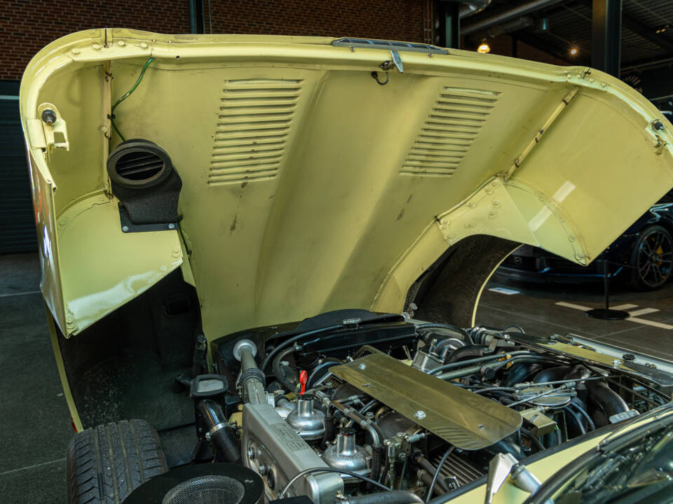 Imagen 19/28 de Jaguar E-Type V12 (1974)