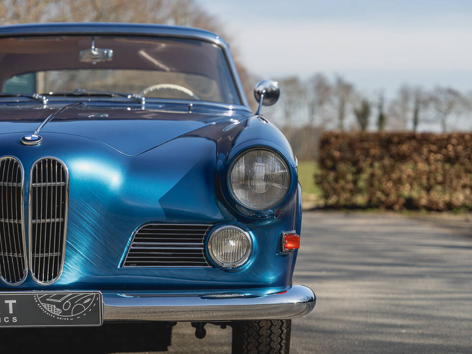 Image 30/45 de BMW 503 (1958)