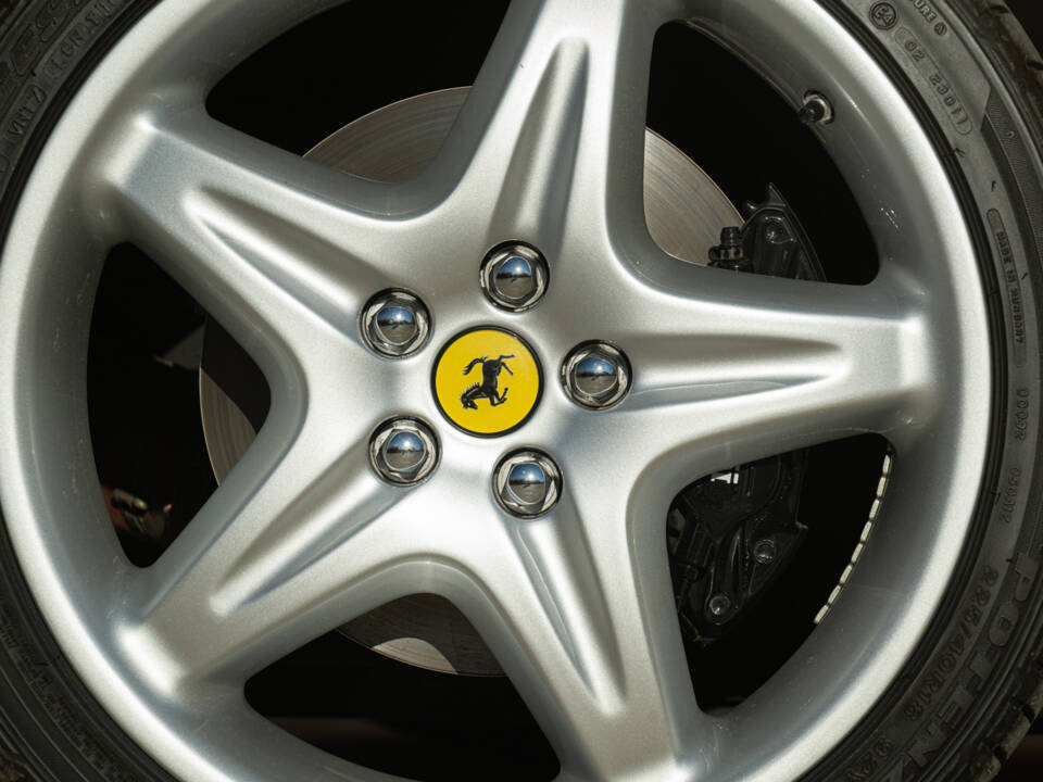 Bild 23/44 von Ferrari F 355 Spider (1998)