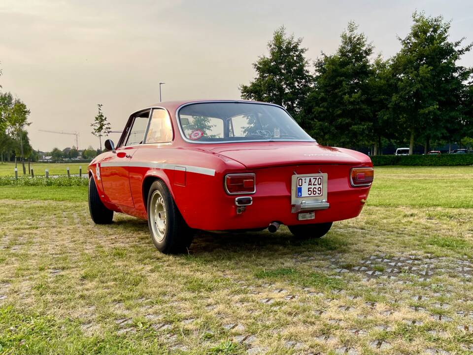 Afbeelding 40/51 van Alfa Romeo Giulia GTA 1300 Junior (1968)