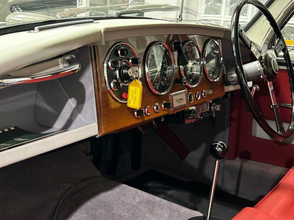 Afbeelding 50/50 van Aston Martin DB 2&#x2F;4 Mk II (1955)