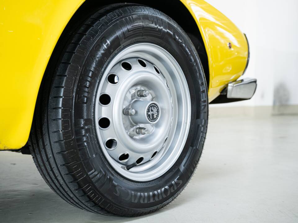 Image 22/40 of Alfa Romeo Junior Zagato GT 1600 (1973)