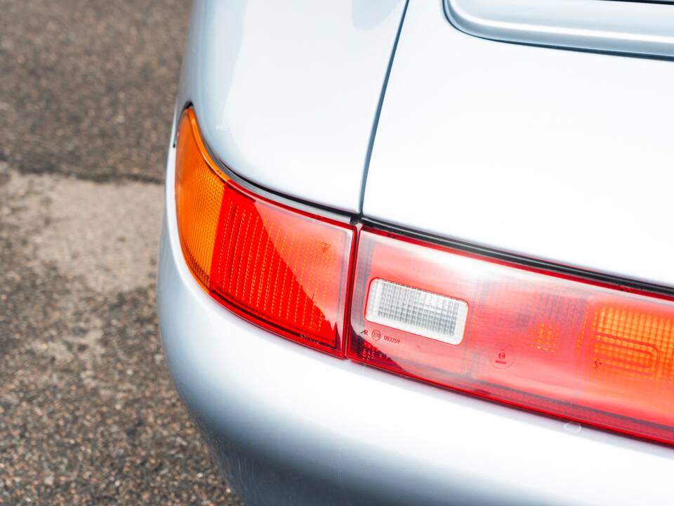 Image 11/60 of Porsche 911 Targa (1996)
