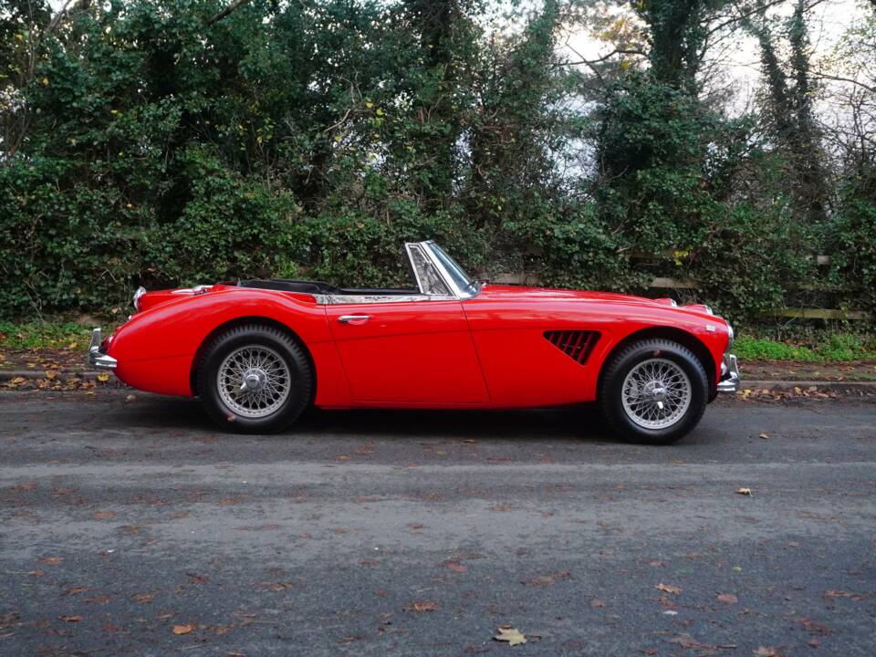 Immagine 7/18 di Austin-Healey 3000 Mk III (BJ8) (1964)