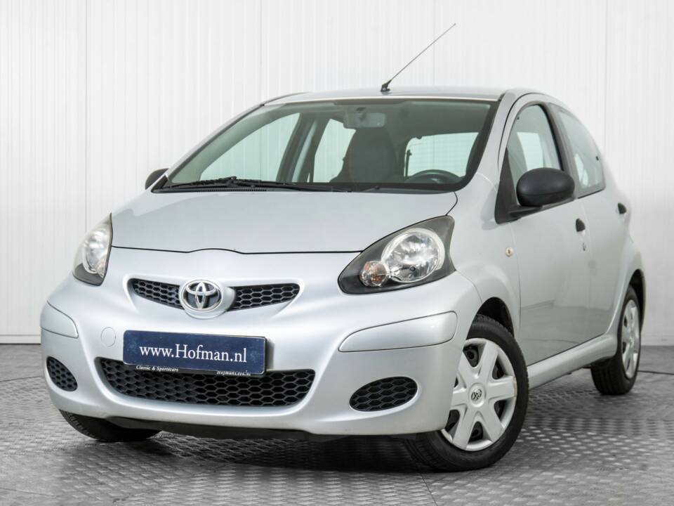 Image 3/48 of Toyota Aygo (2010)