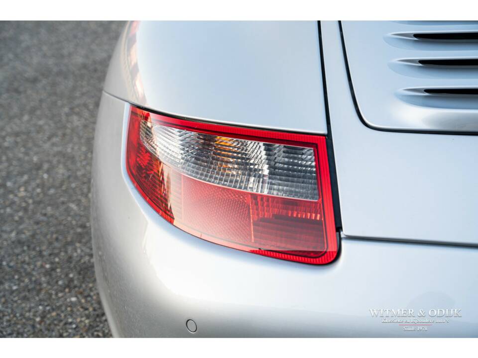 Afbeelding 43/45 van Porsche 911 Carrera 4S (2006)