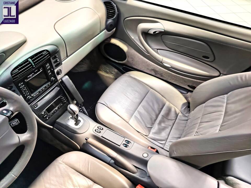 Bild 19/93 von Porsche 911 Carrera 4 (1998)