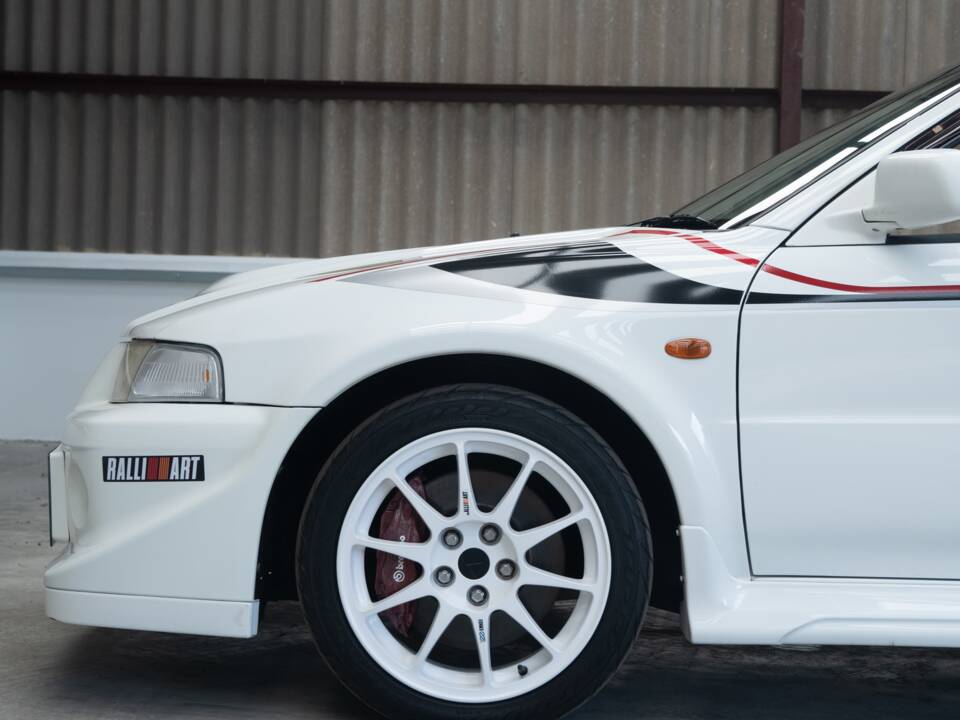 Image 13/50 de Mitsubishi Lancer Evolution VI (2000)