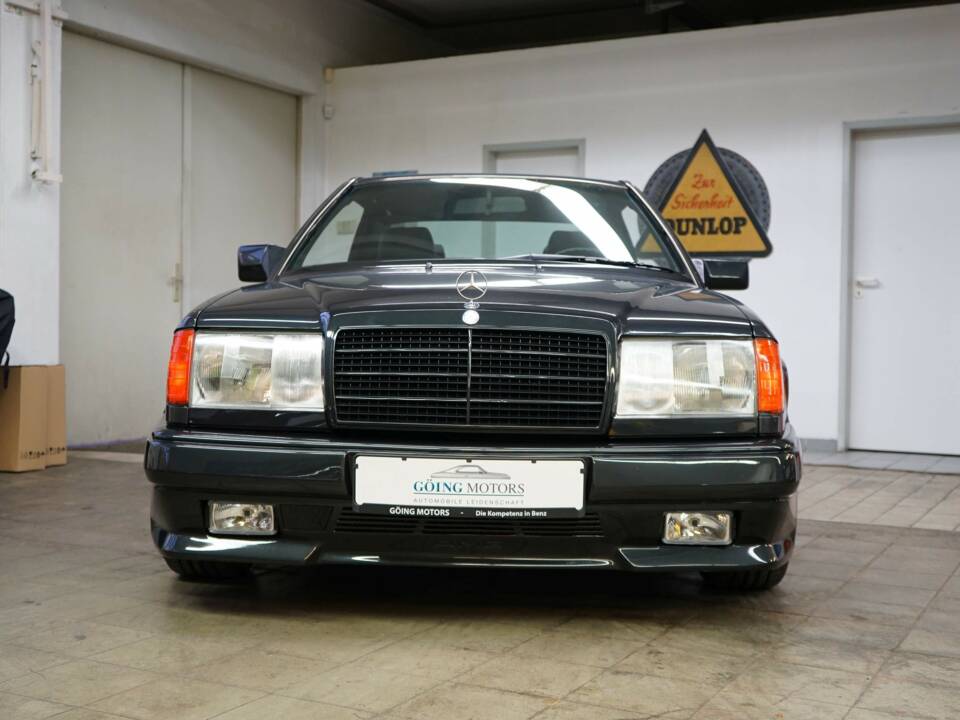 Afbeelding 5/35 van Mercedes-Benz 300 CE-24 (1992)
