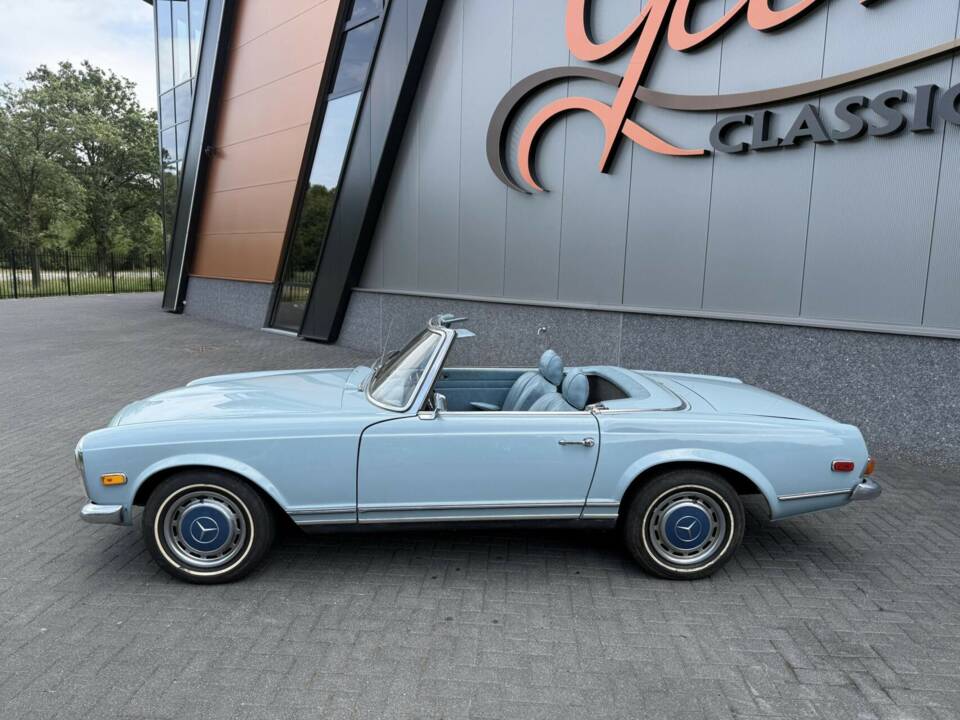 Image 5/43 de Mercedes-Benz 280 SL (1969)