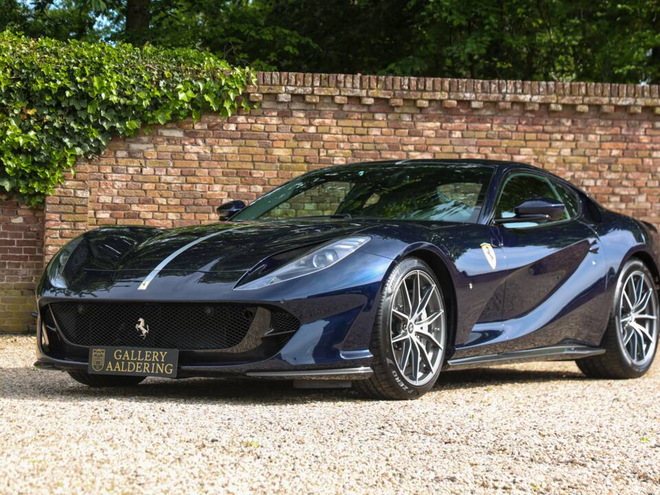 Image 10/50 of Ferrari 812 Superfast (2020)