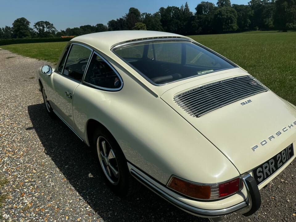 Image 15/44 of Porsche 912 (1968)