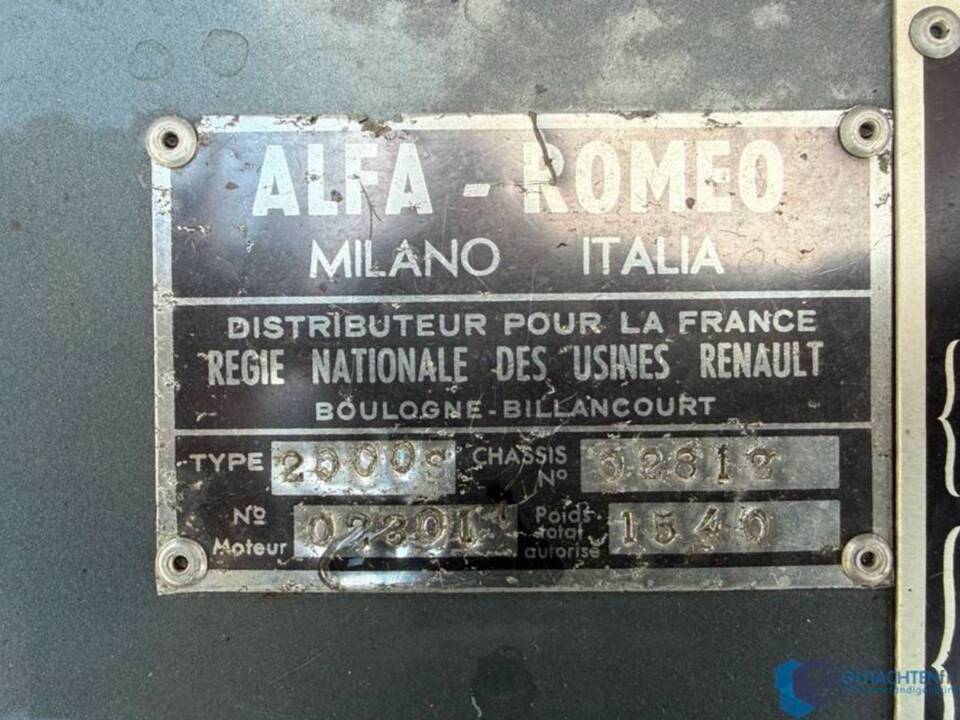 Bild 84/98 von Alfa Romeo 2000 Spider (1960)