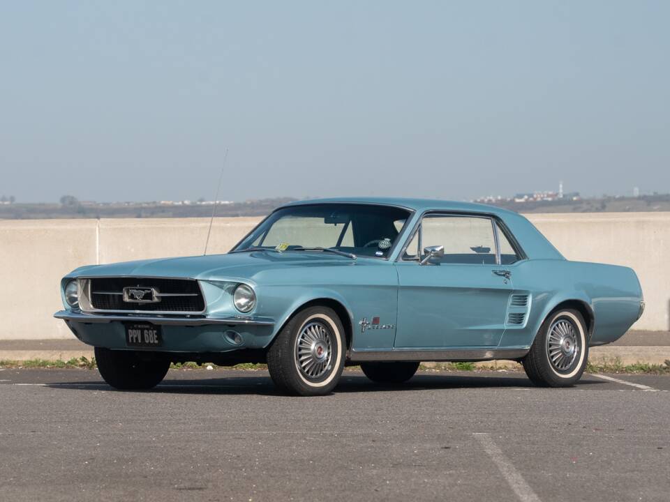 Image 48/50 of Ford Mustang 200 (1967)
