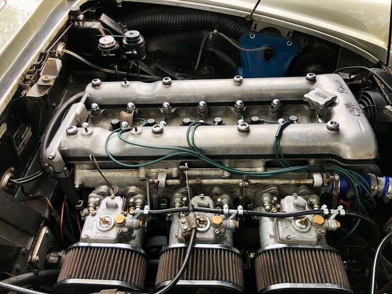 Imagen 37/50 de Alfa Romeo 2600 Spider (1964)