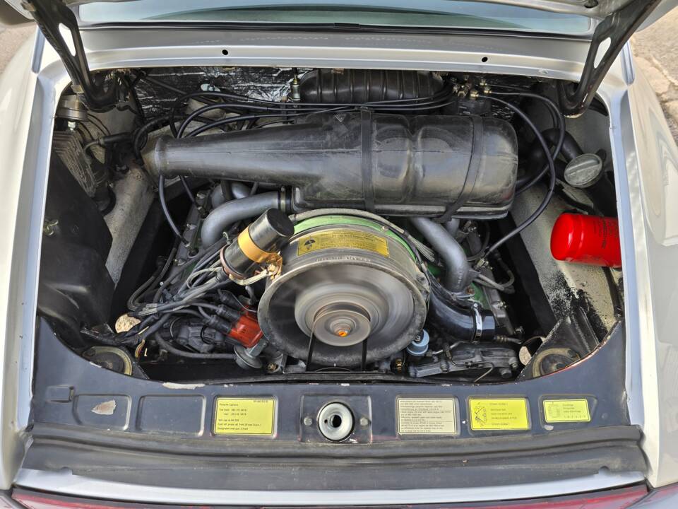 Image 75/88 of Porsche 911 Carrera 2.7 (US) (1974)