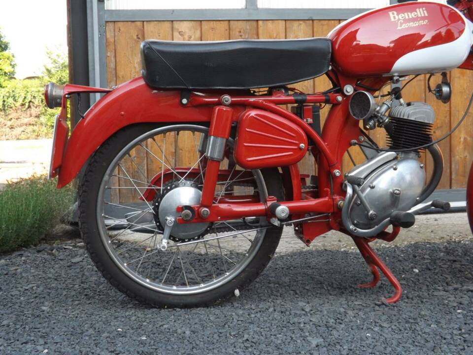 Image 6/50 of Benelli Leoncino 2T (1959)
