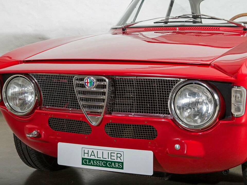 Immagine 3/31 di Alfa Romeo Giulia GTA 1300 Junior (1968)