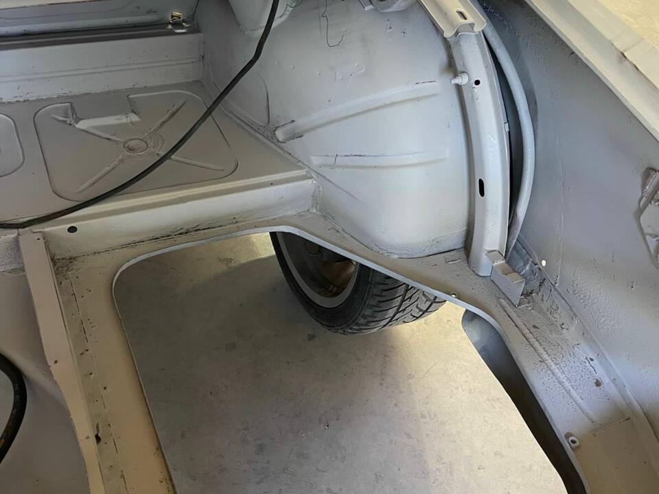 Bild 52/64 von BMW 3.0 CSi (1975)