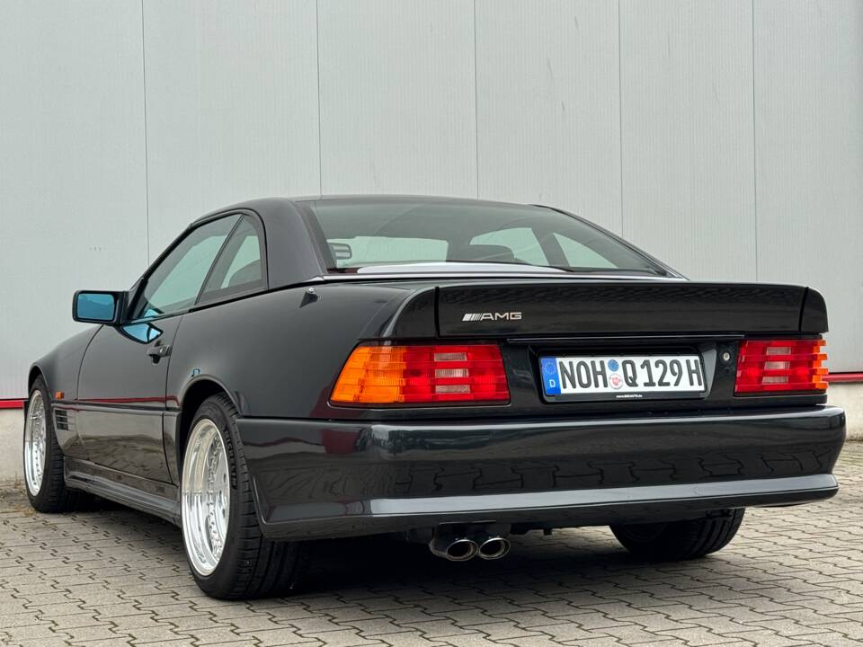 Bild 4/48 von Mercedes-Benz 500 SL 6.0 AMG (1991)