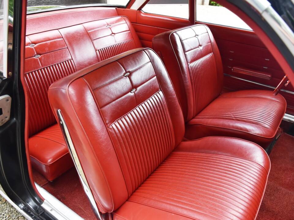 Bild 30/38 von Chevrolet Corvair Monza Coupe (1963)