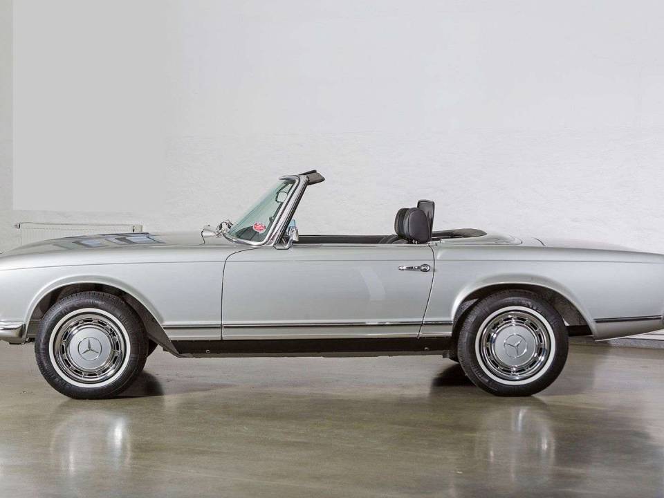 Bild 13/20 von Mercedes-Benz 280 SL (1968)