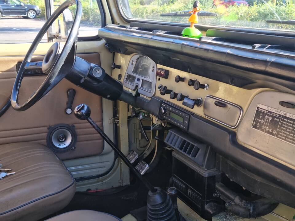 Bild 7/18 von Toyota Land Cruiser BJ 43 (1978)