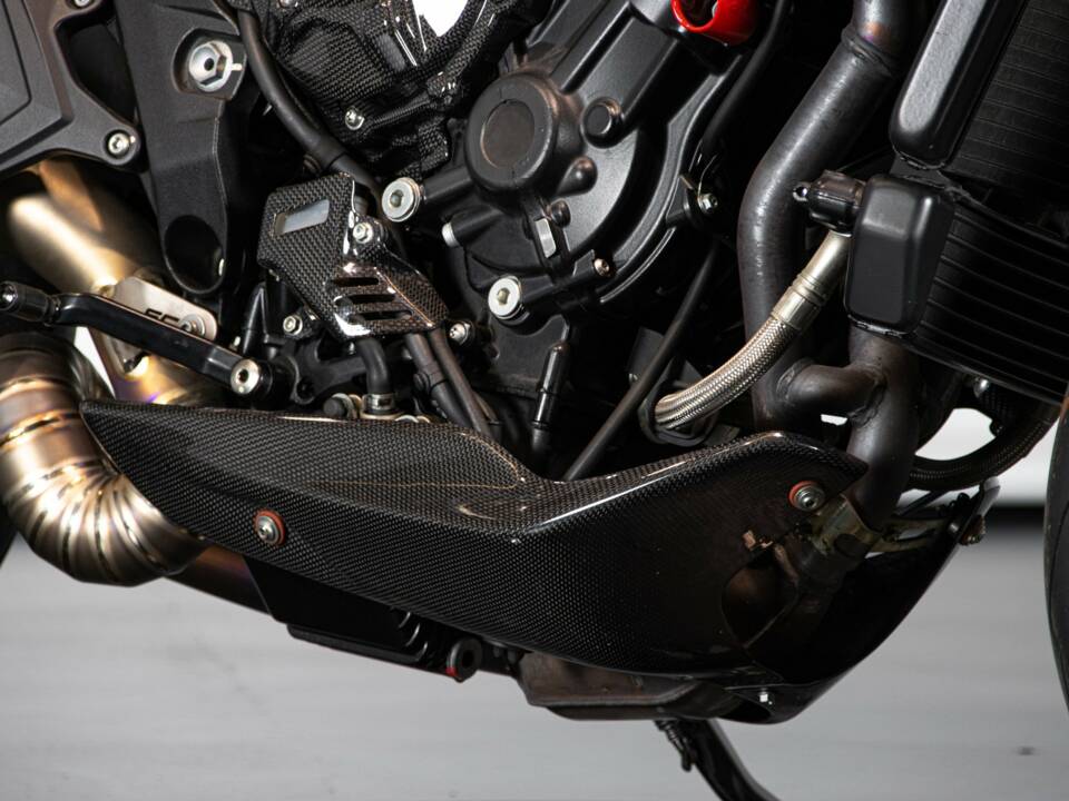 Bild 31/50 von MV Agusta DUMMY (2019)